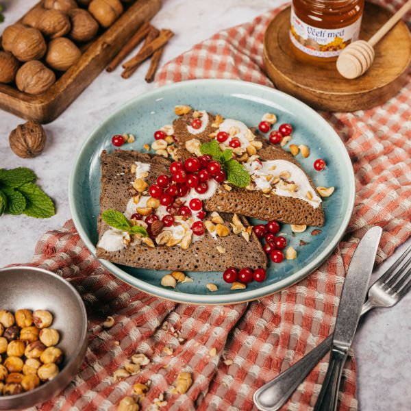 PLNENÉ SLADKÉ POHÁNKOVÉ PALACINKY