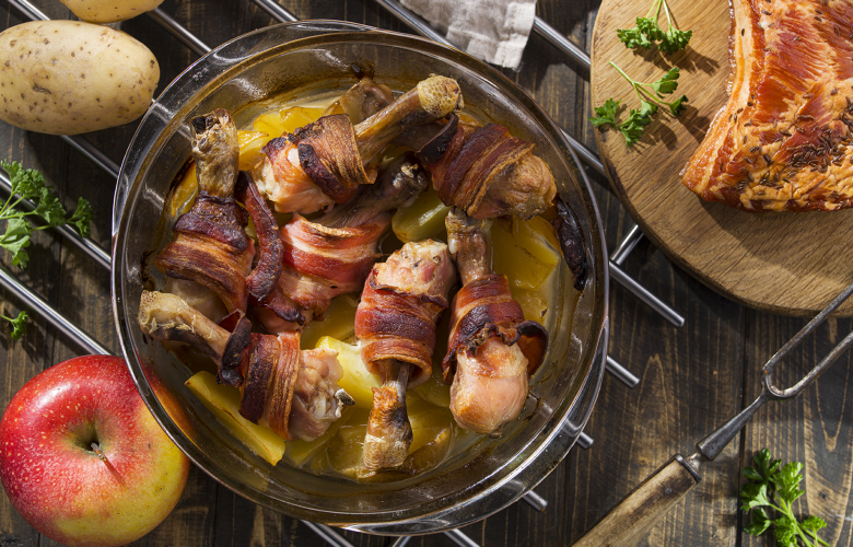 Recept → Pečené kuracie stehná s jablkami Recept → Pečené kuracie stehná s jablkami