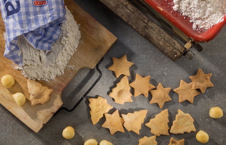 Recept → Oštiepkové keksy Recept → Oštiepkové keksy