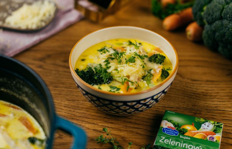 Recept → Zeleninová polievka s čedarom Recept → Zeleninová polievka s čedarom
