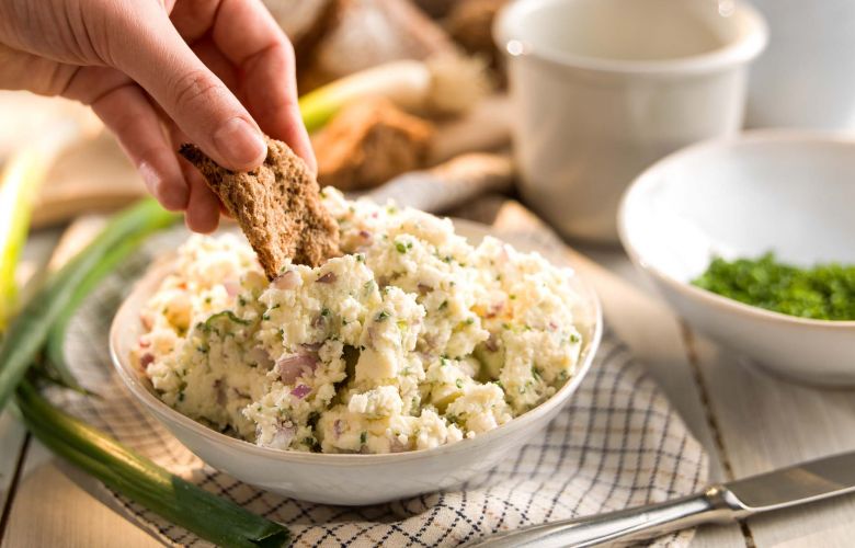Recept → Bryndzová nátierka Recept → Bryndzová nátierka