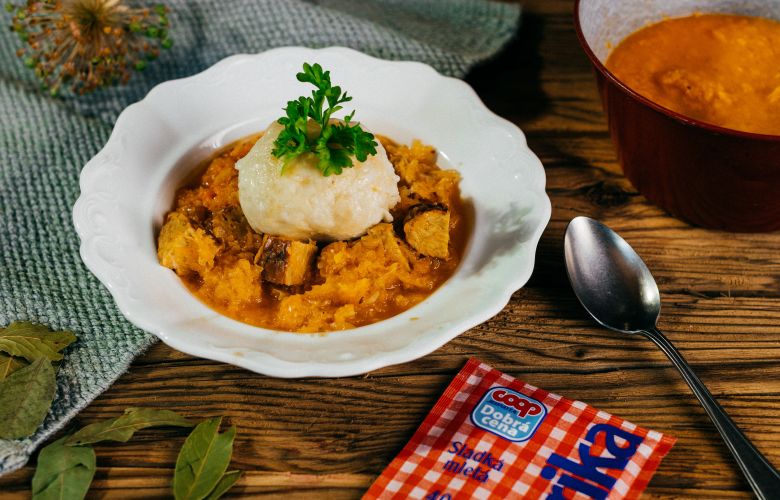 Recept → VEGÁNSKY SEGEDÍNSKY GULÁŠ Recept → VEGÁNSKY SEGEDÍNSKY GULÁŠ
