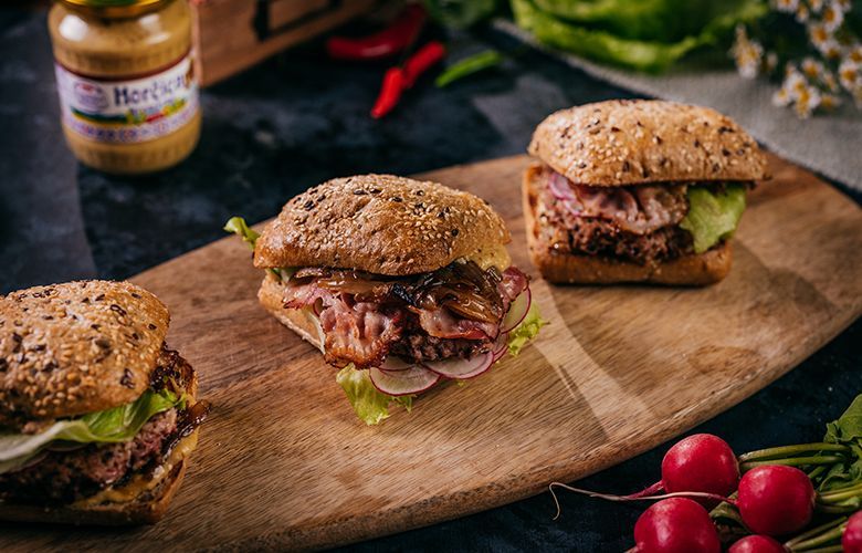 Recept → KURACÍ BURGER SO ŠALOTKOU Recept → KURACÍ BURGER SO ŠALOTKOU