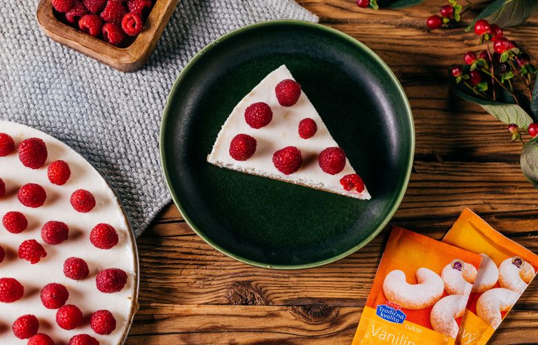 Recept → NEPEČENÁ MALINOVÁ TORTA Recept → NEPEČENÁ MALINOVÁ TORTA