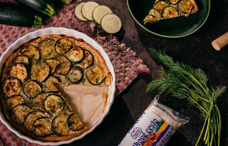 Recept → CUKETOVÝ KOLÁČ S MOZZARELLOU Recept → CUKETOVÝ KOLÁČ S MOZZARELLOU