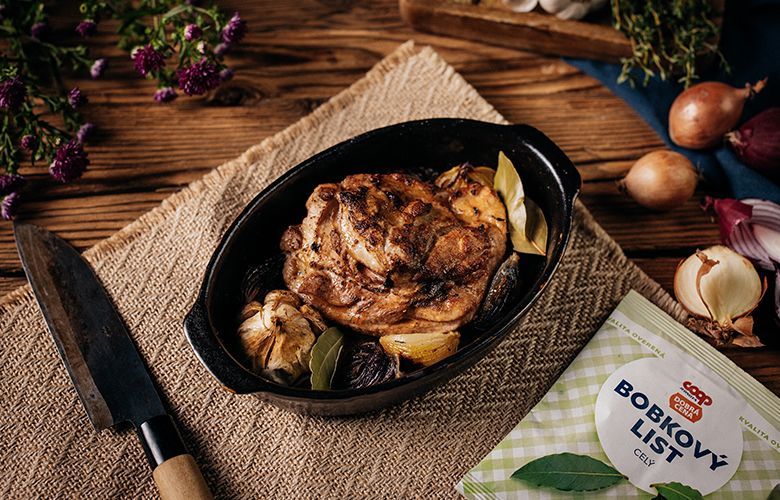 Recept → PEČENÉ MORČACIE STEHNO S CIBUĽAMI Recept → PEČENÉ MORČACIE STEHNO S CIBUĽAMI