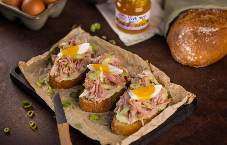 Recept → CHLEBÍČKY S TRHANOU PEČENOU MEDOVOU ŠUNKOU Recept → CHLEBÍČKY S TRHANOU PEČENOU MEDOVOU ŠUNKOU