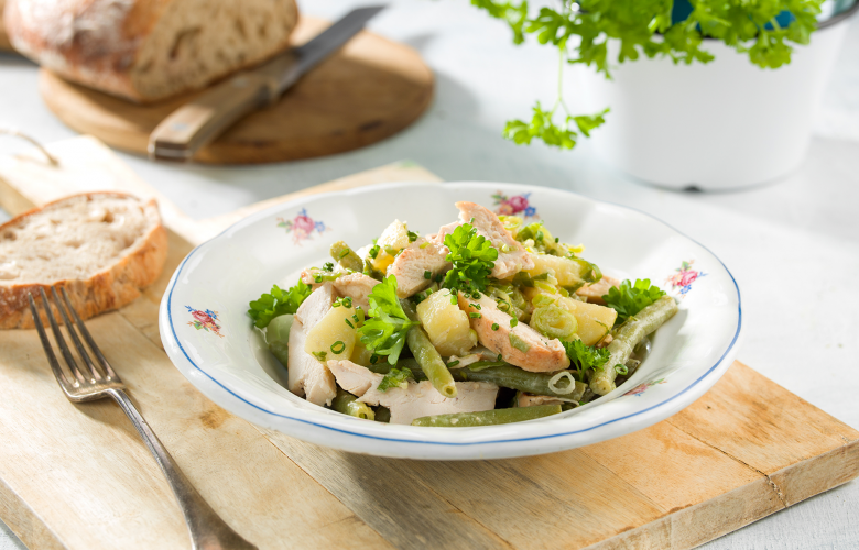 Recept → Kurací šalát so zelenou fazuľkou Recept → Kurací šalát so zelenou fazuľkou